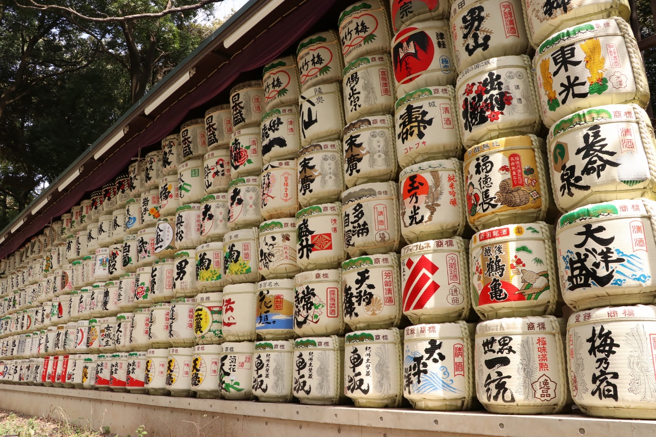 Sake - japoński tradycyjny alkohol z ryżu